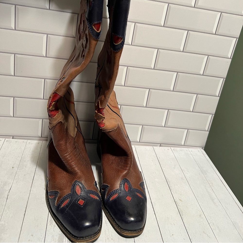 Womens Lucky Brand Vintage leather cowboy boots Size 7